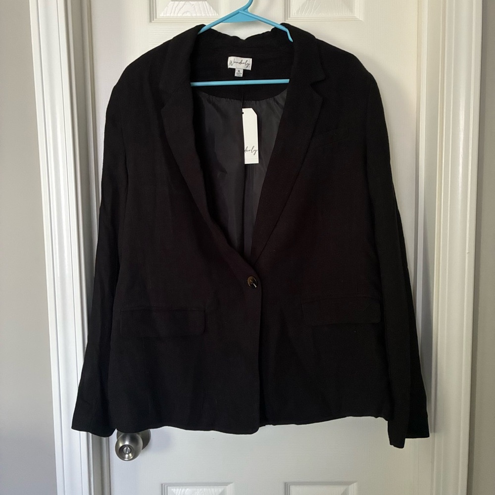 Wonderly lady’s black dress jacket XL